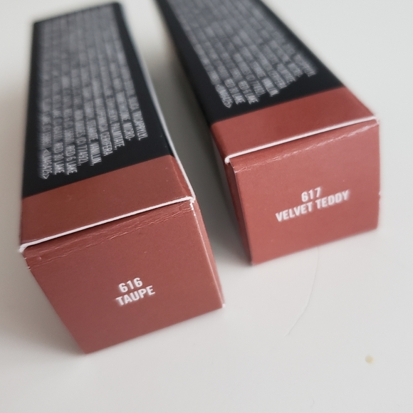 MAC matte lipstick Taupe and Velvet Teddy - Picture 2 of 4